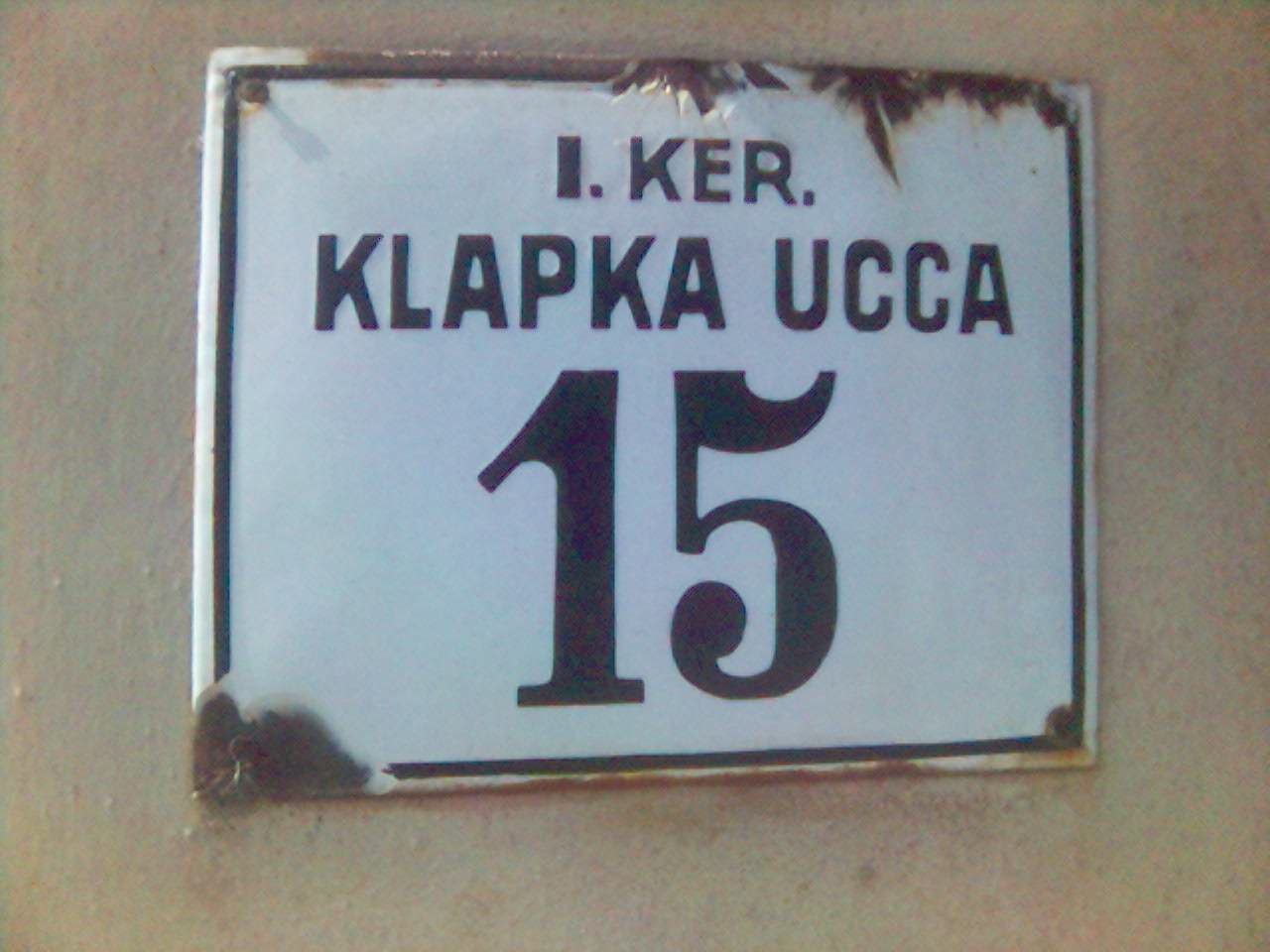 Klapka ucca, Békéscsaba