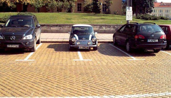 Parkoló