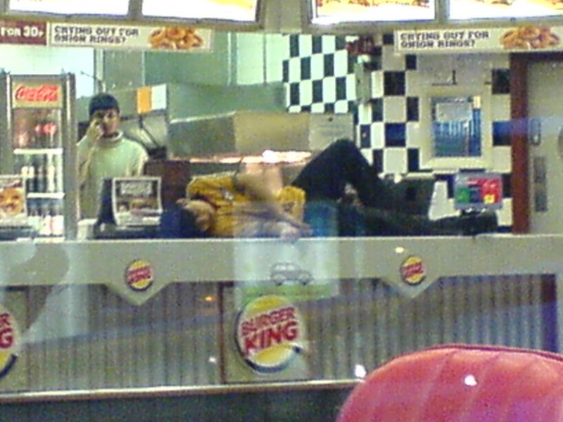 Vasárnap reggel 7:15 London Glouchester Road Burger King