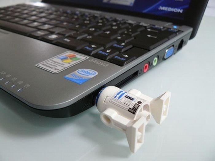 R2D2 pendrive