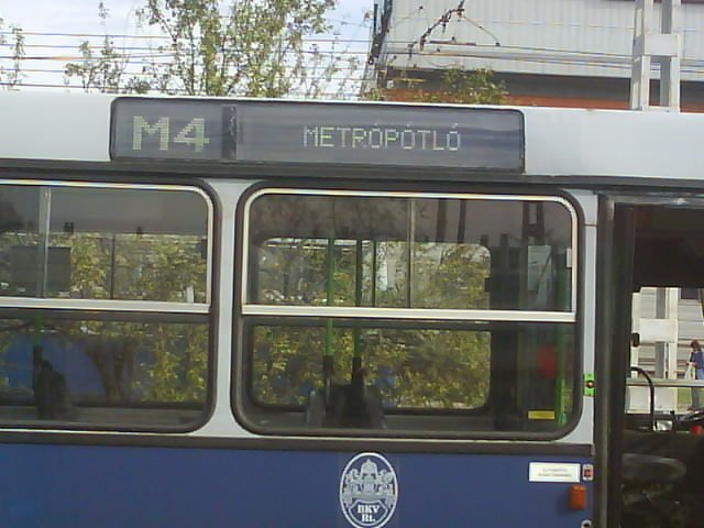 Metrópótló