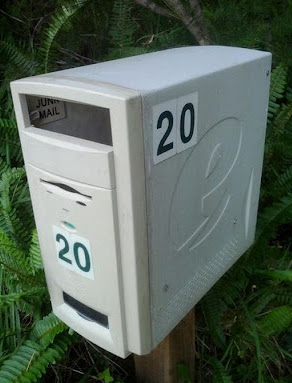 Postaláda 2.