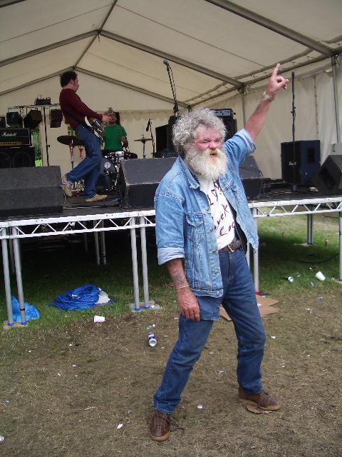 Amíg a Föld kerek...